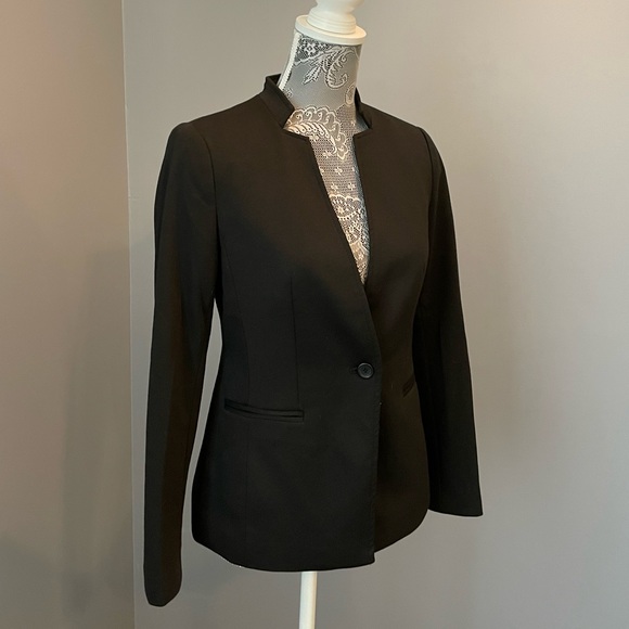 Banana Republic Jackets & Blazers - Banana Republic Blazer